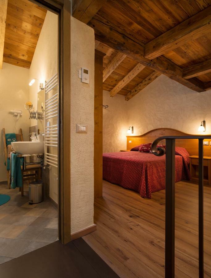 Appartements Moraine Enchantée Aosta Exterior foto